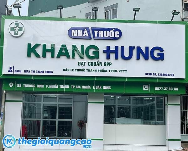 Thi c&ocirc;ng bảng hiệu nh&agrave; thuốc, quầy thuốc t&acirc;y trọn g&oacute;i gi&aacute; rẻ tại TPHCM