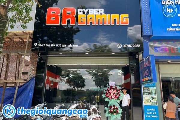 &nbsp;Mẫu bảng hiệu tiệm net mặt dựng ALu chữ nổi Mica