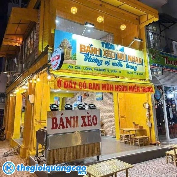 Mẫu bảng hiệu qu&aacute;n b&aacute;nh x&egrave;o n&uacute;i nhạn được vẽ tr&ecirc;n t&ocirc;n