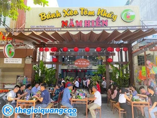 Mẫu bảng hiệu qu&aacute;n b&aacute;nh x&egrave;o miền trung