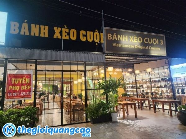 Mẫu bảng hiệu b&aacute;nh x&egrave;o cho nh&agrave; h&agrave;ng sang trọng