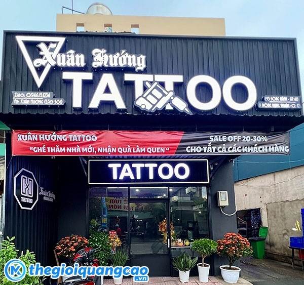 Mẫu bảng hiệu tattoo phong c&aacute;ch old school