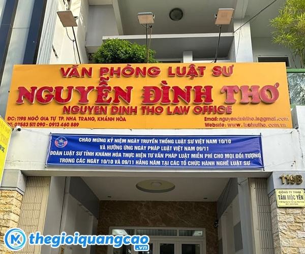 Mẫu bảng hiệu luật sư Nguyễn Đ&igrave;nh Thơ