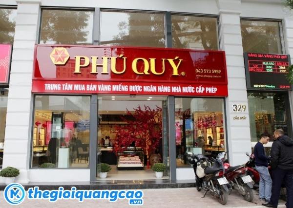 Mẫu dự án làm bảng hiệu Alu tráng gương cho tiệm vàng bạc Phú Quý