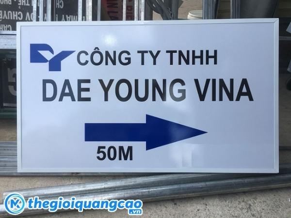 Dịch vụ làm bảng hiệu alu dán decal giá rẻ TPHCM