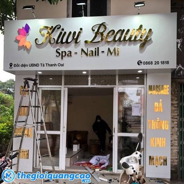 L&agrave;m bảng hiệu quảng c&aacute;o tiệm Spa, Nail, Thẩm mỹ viện