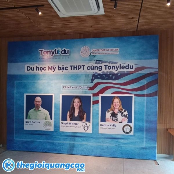 In backdrop lấy ngay