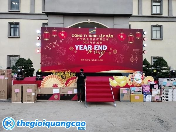 Thi c&ocirc;ng backdrop m&agrave;n h&igrave;nh LED