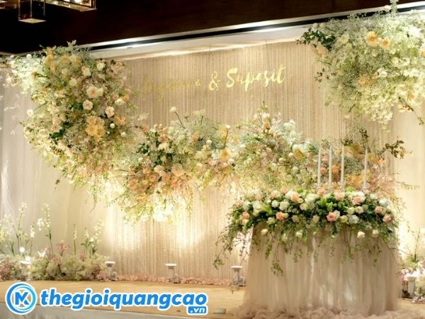 In backdrop HCM gi&aacute; rẻ chất lượng phối c&ugrave;ng vải lụa hoặc canvas