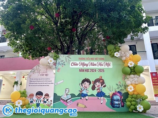 Mẫu backdrop khai giảng năm học mới d&agrave;nh cho trường tiểu học