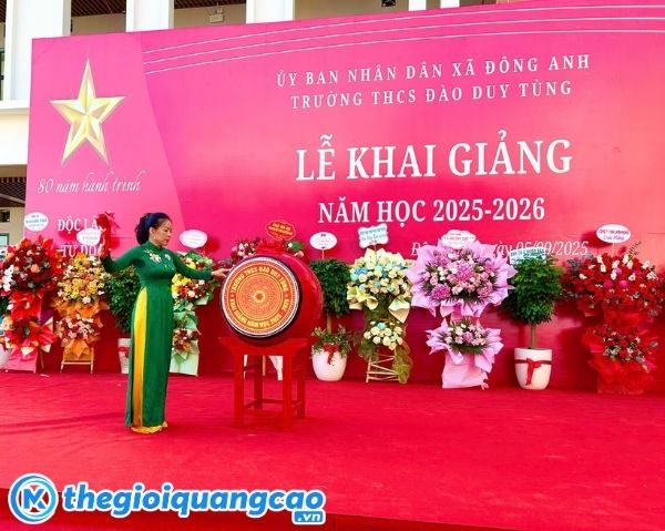 Mẫu backdrop lễ khải giảng cho trường THCS Đ&agrave;o Duy T&ugrave;ng