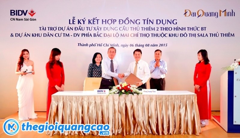 Thi c&ocirc;ng backdrop lễ k&iacute; kết gi&aacute; rẻ trọn g&oacute;i TPHCM