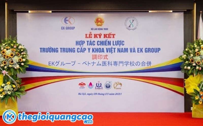 In backdrop lễ k&yacute; kết chuẩn theo k&iacute;ch thước