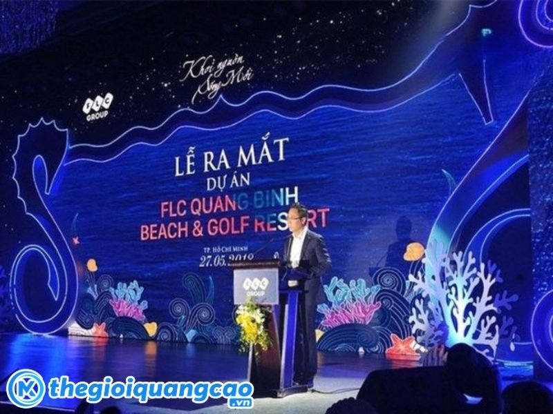 Mẫu backdrop lễ ra mắt dự &aacute;n FLC Quảng B&igrave;nh