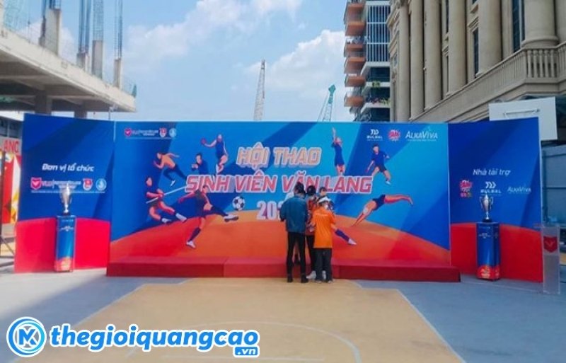 Thiết kế backdrop ng&agrave;y hội thể thao theo y&ecirc;u cầu