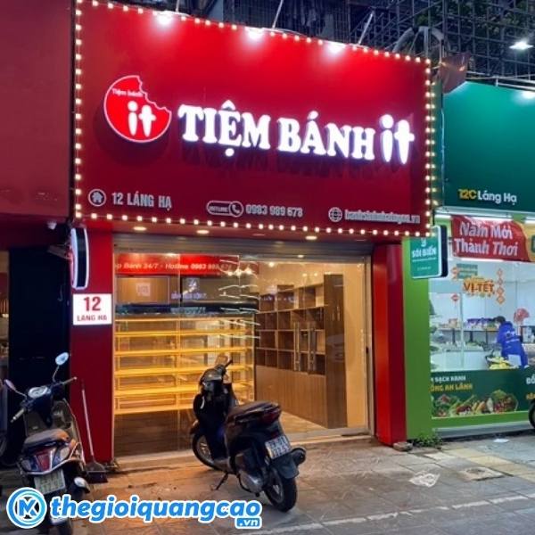 Bảng hiệu chữ nổi Inox kết hợp đ&egrave;n LED