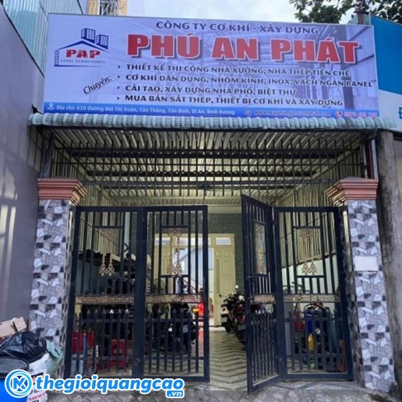 Bảng hiệu cơ kh&iacute; chất liệu bạt Hiflex