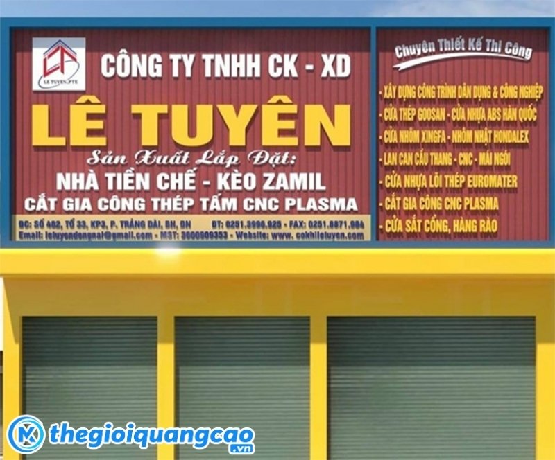 Bảng hiệu cơ kh&iacute; nền tồn s&oacute;ng chữ nổi mica