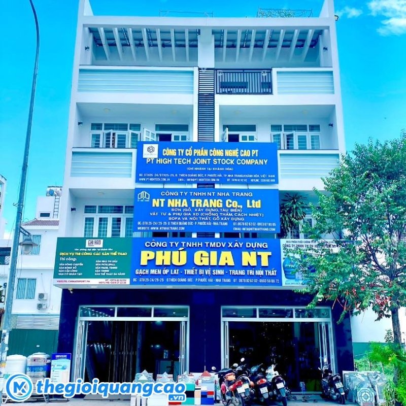 Mẫu thiết kế bảng hiệu c&ocirc;ng ty x&acirc;y dựng Ph&uacute; Gia NT