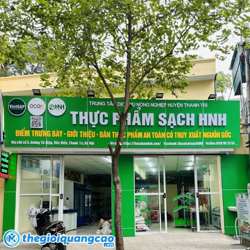 Thiết kế bảng hiệu cửa h&agrave;ng thực phẩm theeo y&ecirc;u cầu