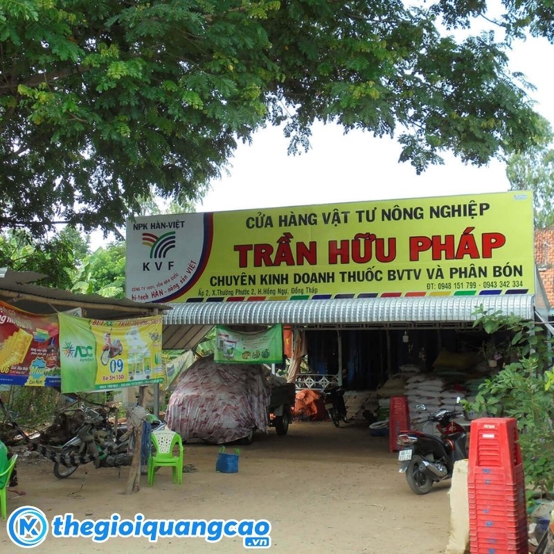 Mẫu bảng hiệu cửa h&agrave;ng vật tư n&ocirc;ng nghiệp Trần Hữu Ph&aacute;p