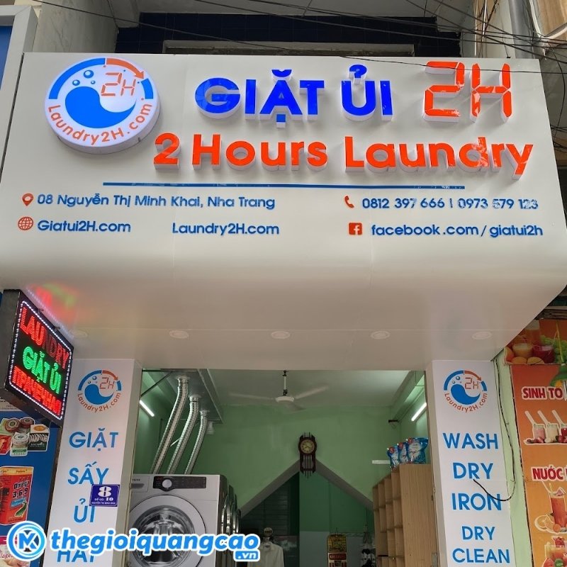 Bảng hiệu giặt ủi đồ cao cấp