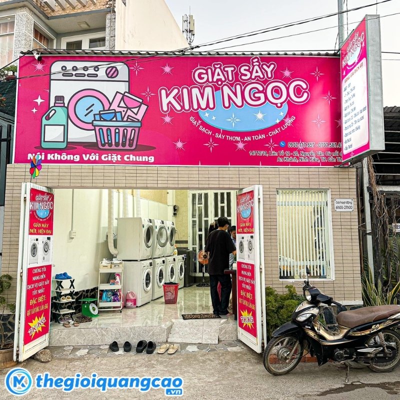 Bảng hiệu giặt sấy chất liệu bạt hiflex