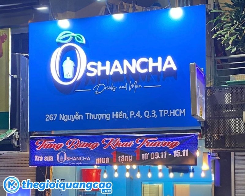 Mẫu bảng hiệu m&agrave;u xanh dương tiệm tr&agrave; sữa Shancha