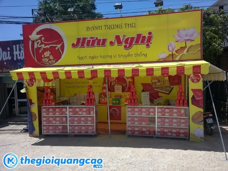 Bảng hiệu nền v&agrave;ng chữ đỏ chất liệu bạt hiflex