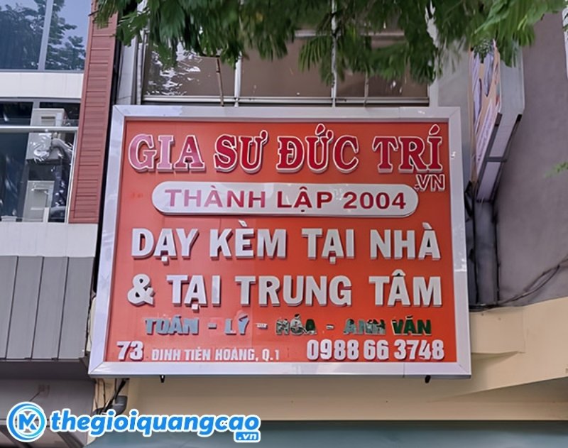 Mẫu bảng hiệu nhận dạy k&egrave;m đẹp