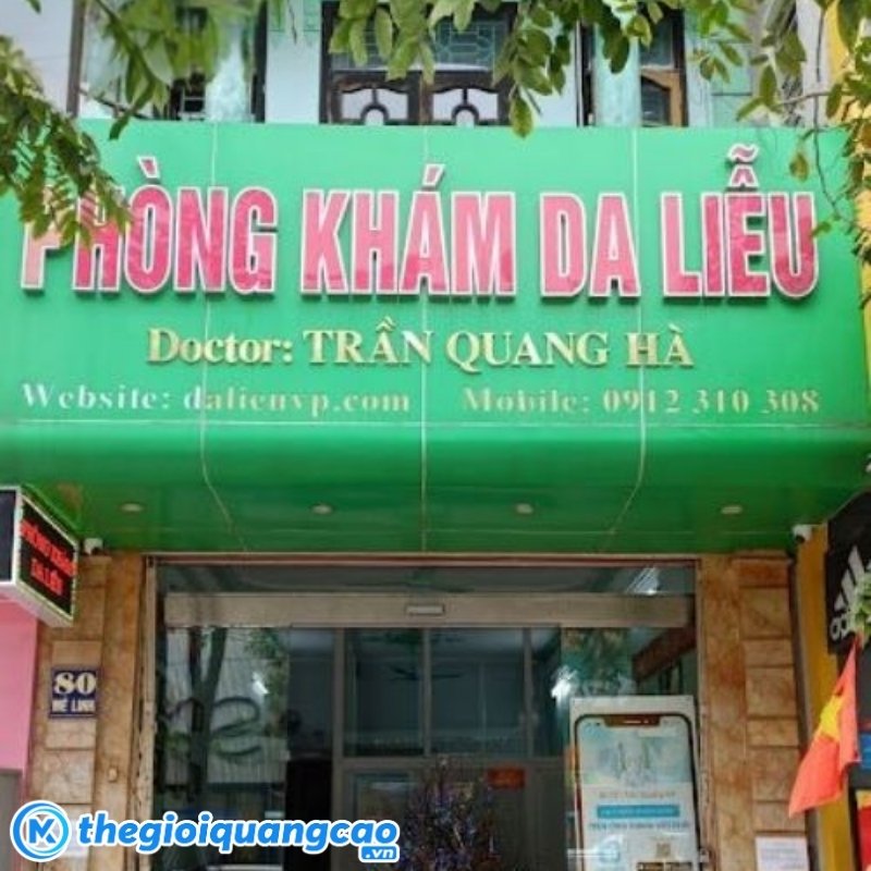 Mẫu bảng hiệu ph&ograve;ng kh&aacute;m da liễu thu h&uacute;t kh&aacute;ch h&agrave;ng