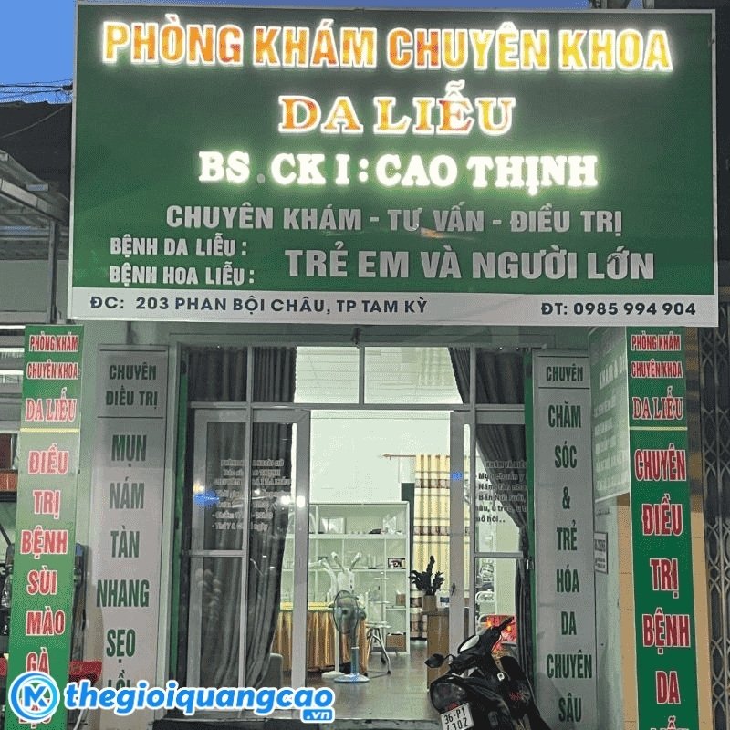 Thi c&ocirc;ng bảng hiệu quảng c&aacute;o ph&ograve;ng kh&aacute;m da liễu gi&aacute; rẻ trọn g&oacute;i TPHCM