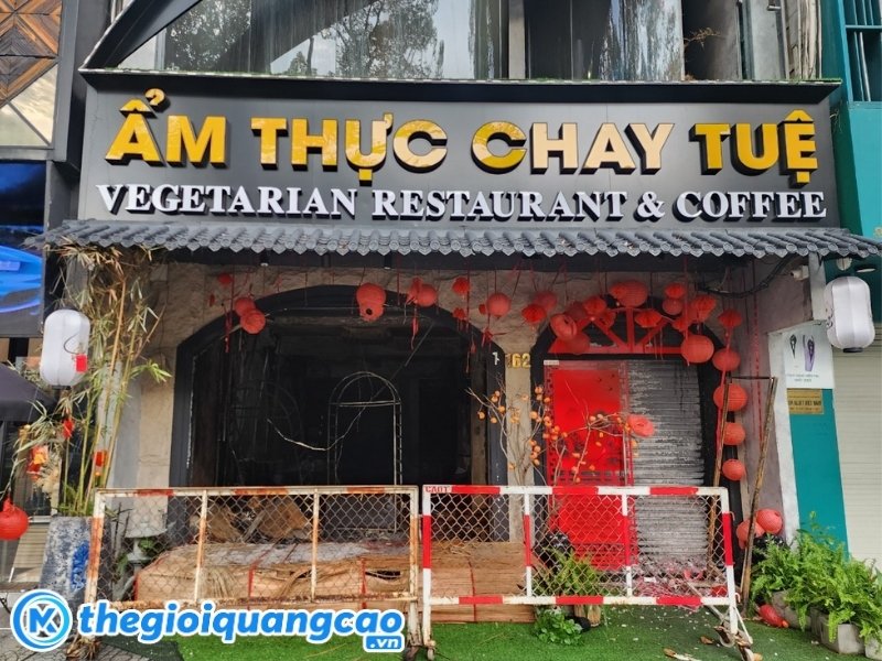 Thi công bảng hiệu quán chay theo yêu cầu giá rẻ trọn gói TPHCM