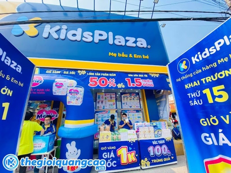 Mẫu bảng hiệu shop mẹ v&agrave; b&eacute; thương hiệu Kidsplaza
