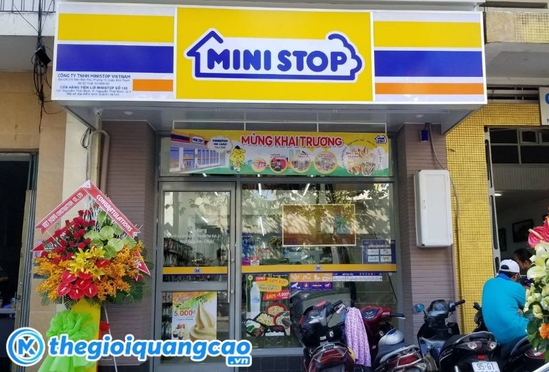 Mẫu bảng hiệu si&ecirc;u thị mini thương Mini Stop