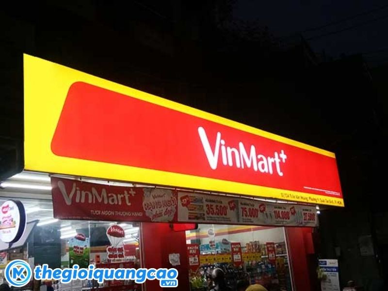 Biển quảng c&aacute;o si&ecirc;u thị mini chất liệu bạt 3M xuy&ecirc;n s&aacute;ng