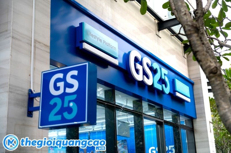 Mẫu biển vẫy si&ecirc;u thị mini đi k&egrave;m bảng hiệu thu h&uacute;t kh&aacute;ch h&agrave;ng 2 chiều