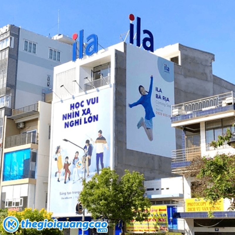 Mẫu bảng hiệu trung t&acirc;m ngoại ngữ ila