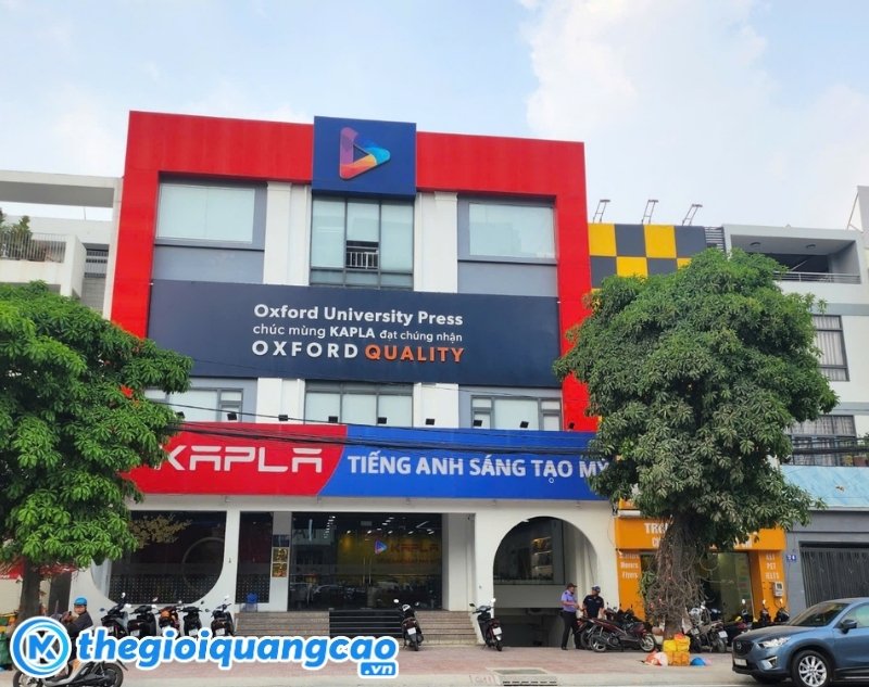 Mẫu bảng hiệu trung t&acirc;m ngoại ngữ Kapla