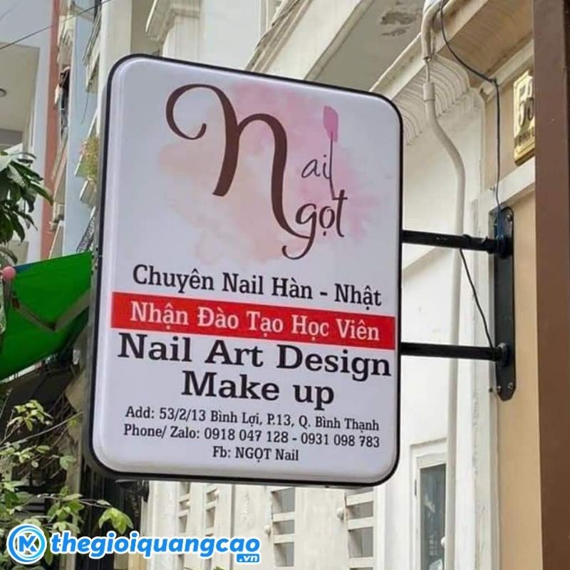 Bảng hiệu hộp đèn mica hút nổi cho tiệm nail