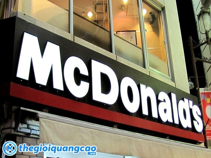 Mẫu bảng hiệu mica chữ nổi