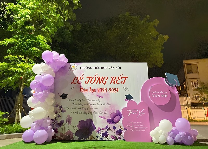Thi c&ocirc;ng backdrop lễ tổng kết gi&aacute; rẻ trọn g&oacute;i tại TPHCM