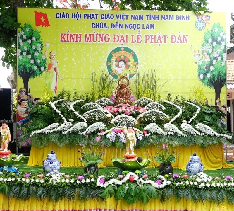Kỹ thuật thi c&ocirc;ng v&agrave; b&agrave;i tr&iacute; s&acirc;n khấu phật đản