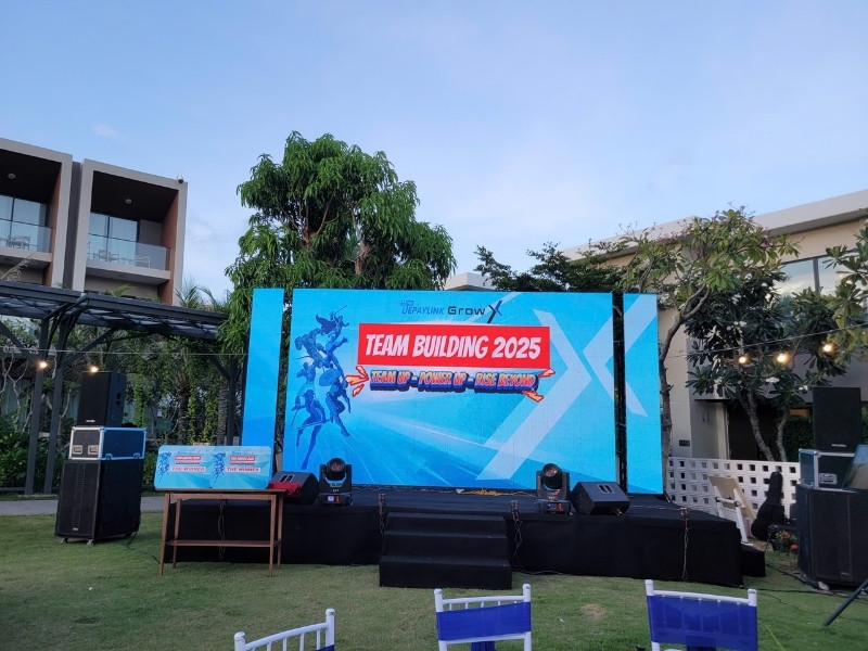 Backdrop team building m&agrave;n h&igrave;nh LED