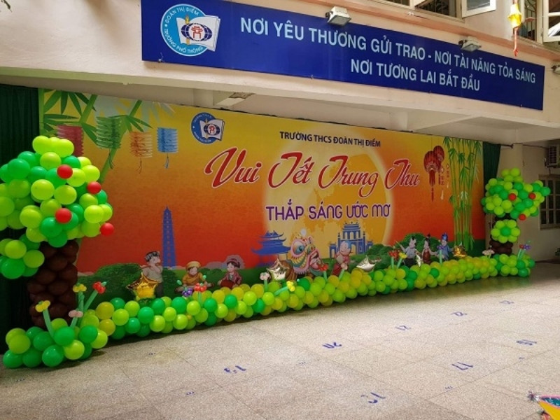Thiết kế backdrop trung theo y&ecirc;u cầu v&agrave; thi c&ocirc;ng trọn g&oacute;i