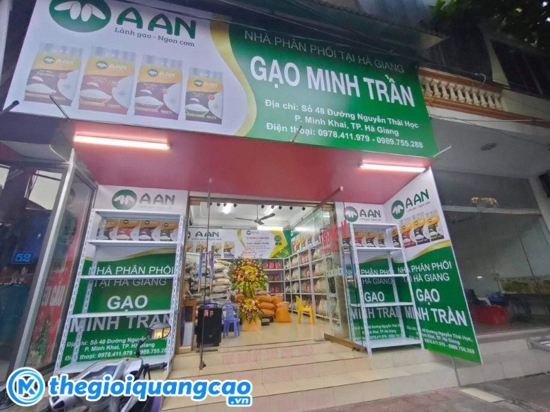 Bảng hiệu đại l&yacute; ph&acirc;n phối gạo d&aacute;n decal