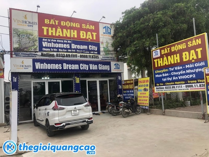 Mẫu bảng hiệu bất động sản Th&agrave;nh Đạt
