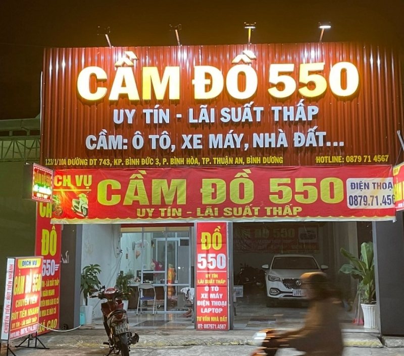 Quy định cần lưu &yacute; khi l&agrave;m bảng hiệu cầm đồ