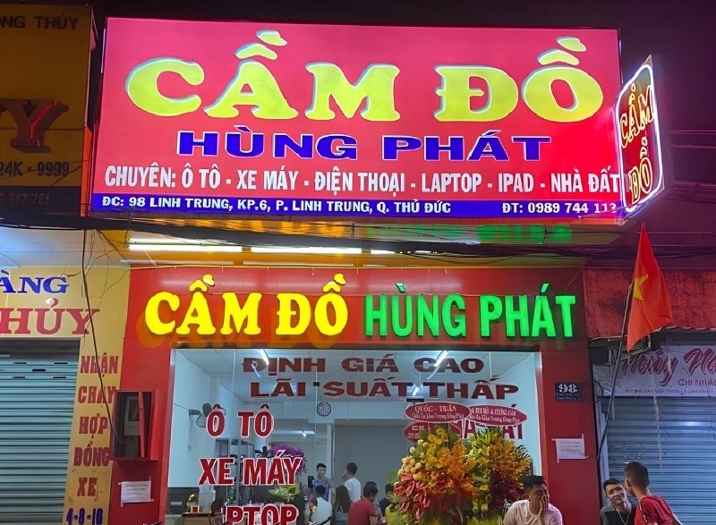Bảng hiệu cầm đồ bạt hiflex xuy&ecirc;n s&aacute;ng