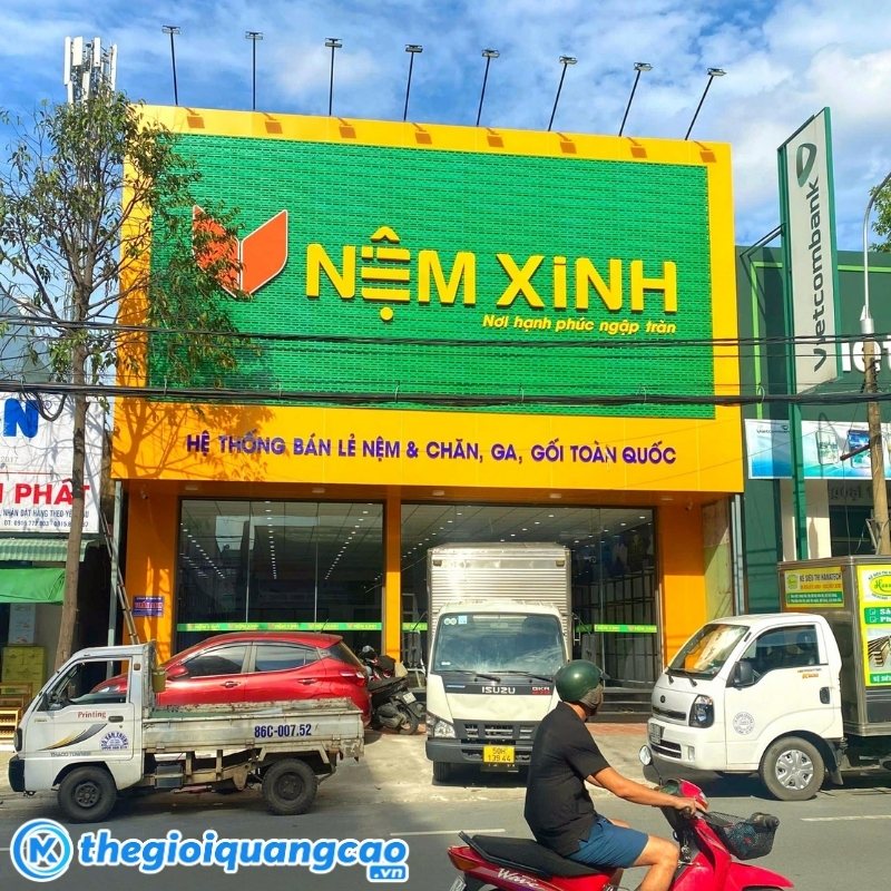 Mẫu bảng hiệu chăn ga gối đệm thương hiệu Nệm Xinh